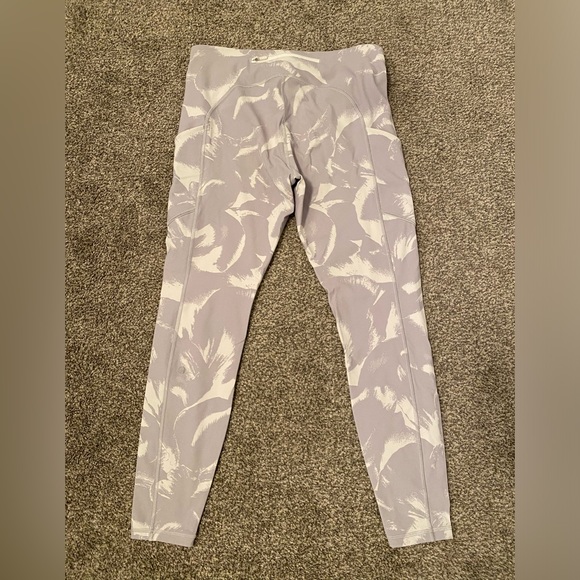 Lululemon Speed Up Tight 28" sz 10 white+grey - Picture 3 of 4